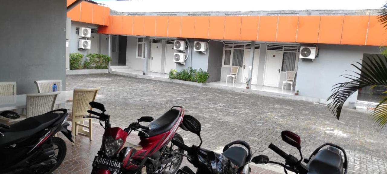 Ratu Guesthouse Sleman  Esterno foto