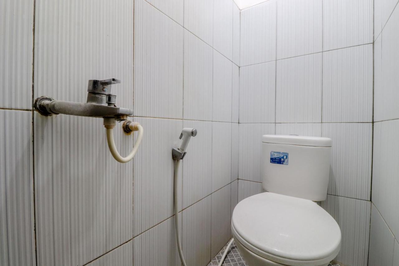 Ratu Guesthouse Sleman  Esterno foto