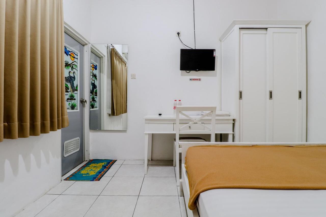 Ratu Guesthouse Sleman  Esterno foto